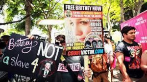 Britney Spears Los Angeles California Stanely Mosk courthouse protest 4